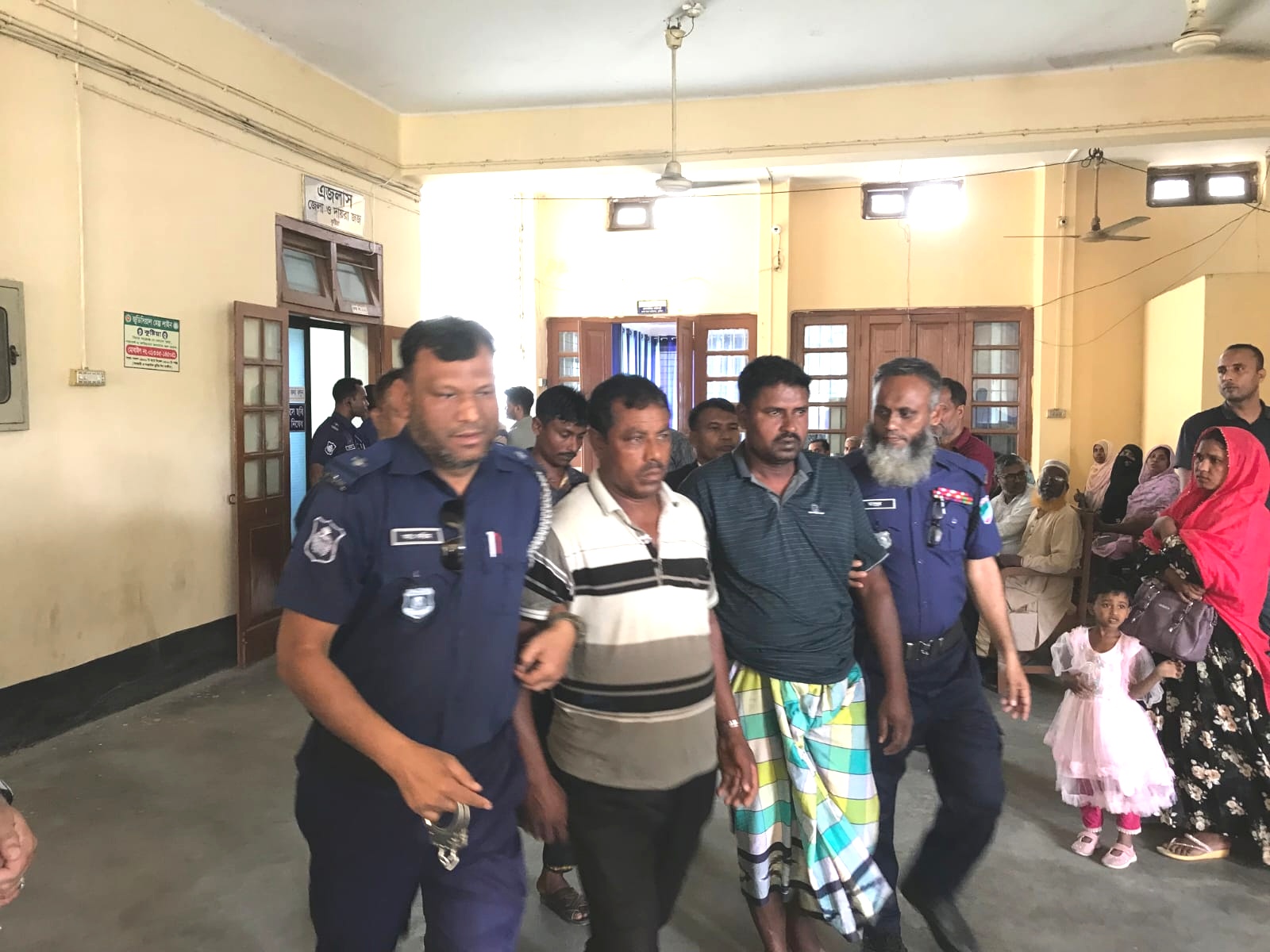 কুষ্টিয়ায় হত্যা মামলায়  ৪ জনের যাবজ্জীবন কারাদন্ড