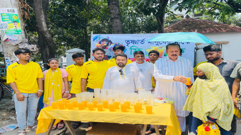 যশোরে ‘তৃষ্ণার্তদের মাঝে ফ্রি শরবত বিতরণ’ কর্মসূচির উদ্বোধন