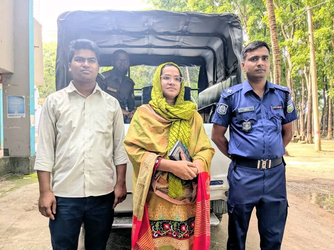 বকশীগঞ্জে ধানক্ষেতে লুকানো ড্রাম থেকে ১৫০ লিটার অকটেন উদ্ধার