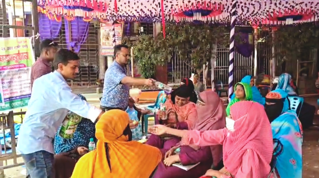 লোহাগড়ায় এসএসসি পরীক্ষার্থীদের পাশে ছাত্রদল-পৃষ্ঠপোষকতায় এ্যাডঃ কামরুজ্জামান কচি