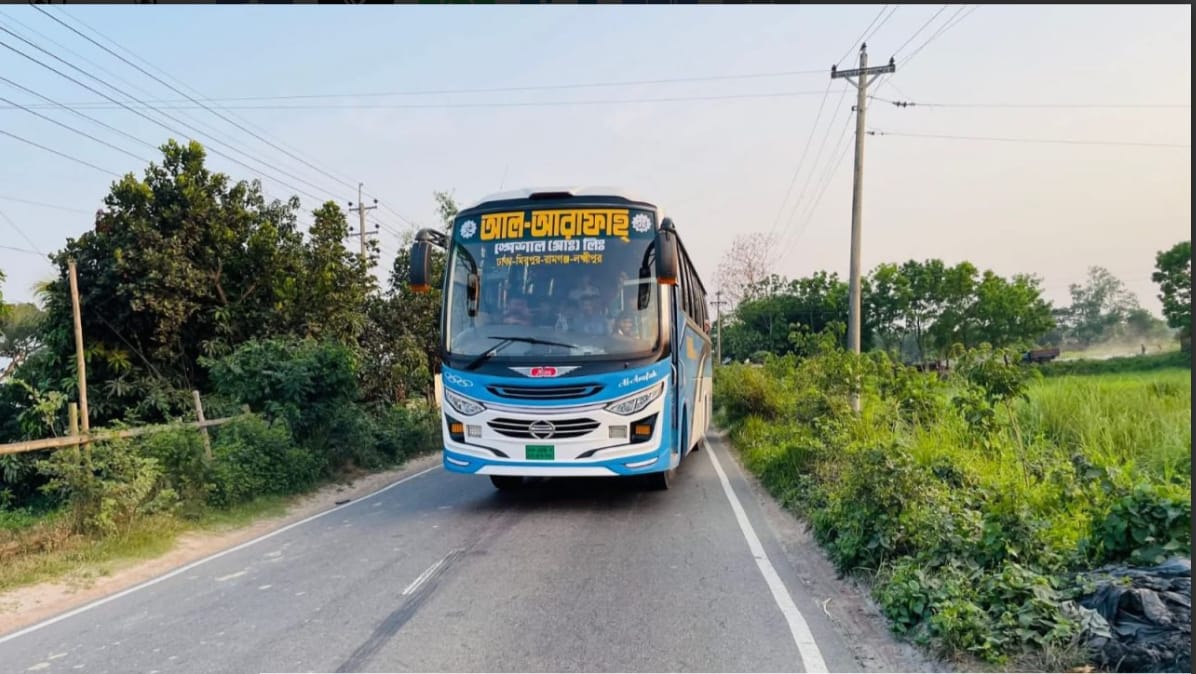 জব্দ বাস ছাড়াতে ৩০ হাজার টাকার লেনদেন, অবগত নয় কুবি প্রশাসন