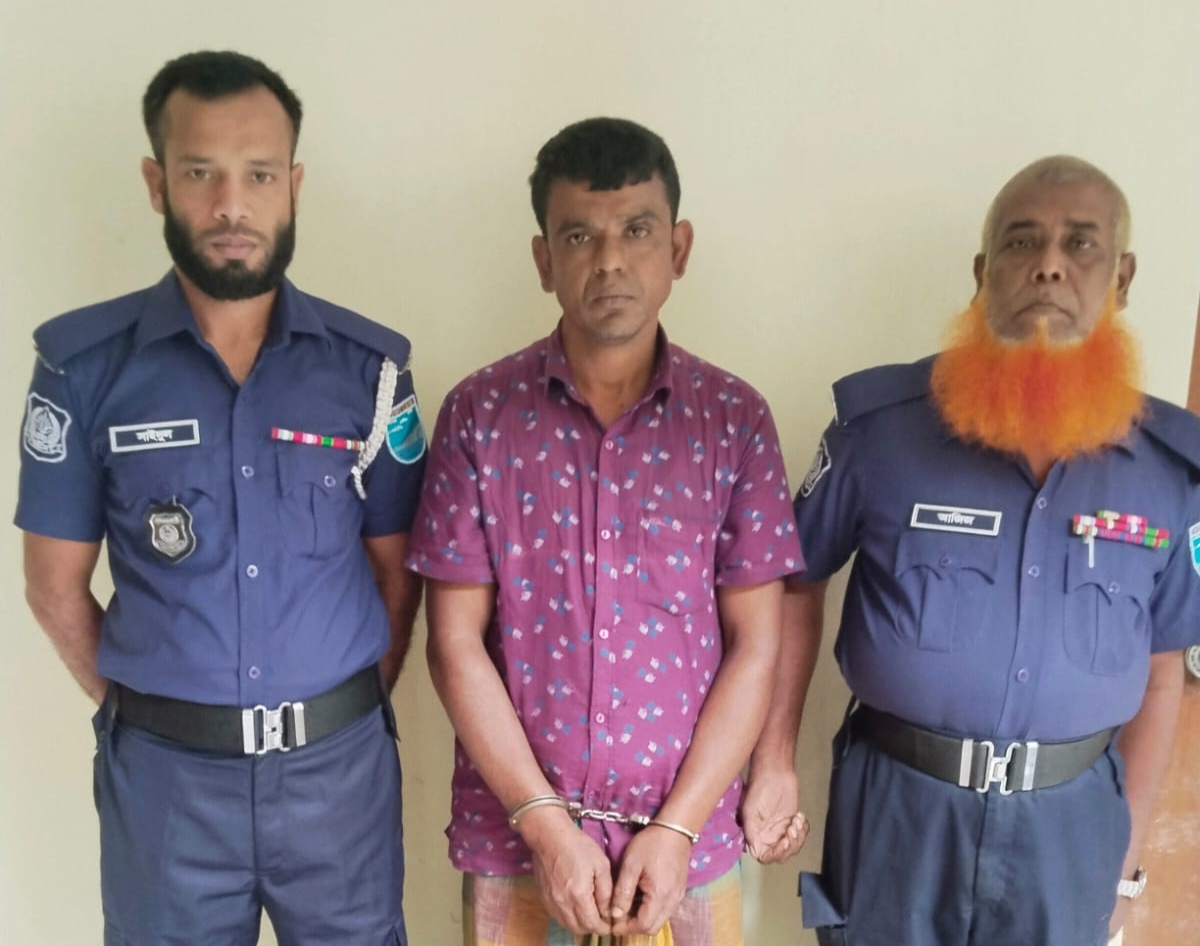 অষ্টগ্রামে মাদক সম্রাট আনাছ আলী গ্রেফতার