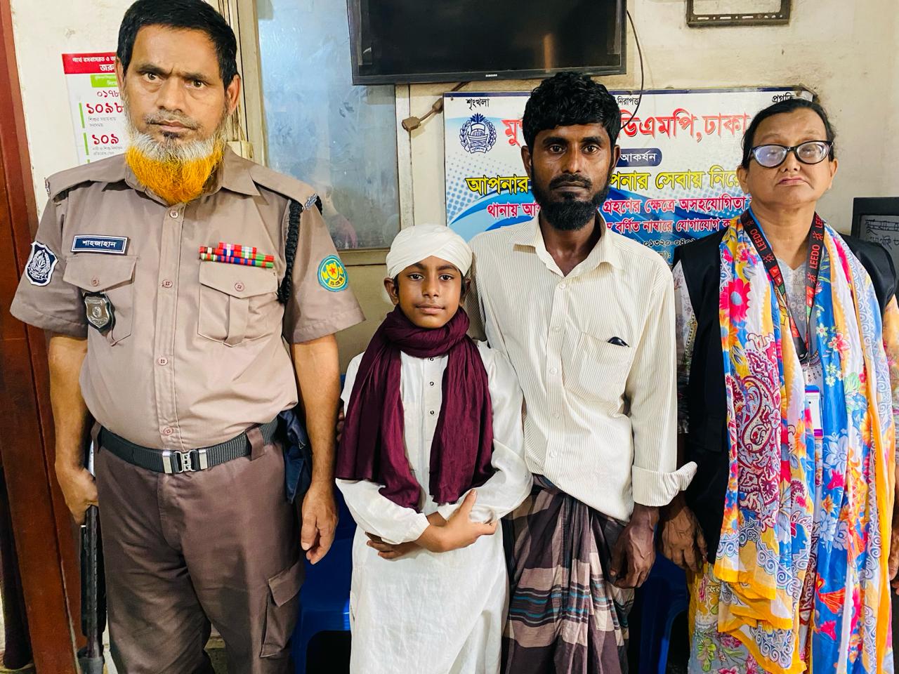 দুই মাস পর মায়ের কোলে ফিরলো নিখোঁজ শিশু ইশরাত