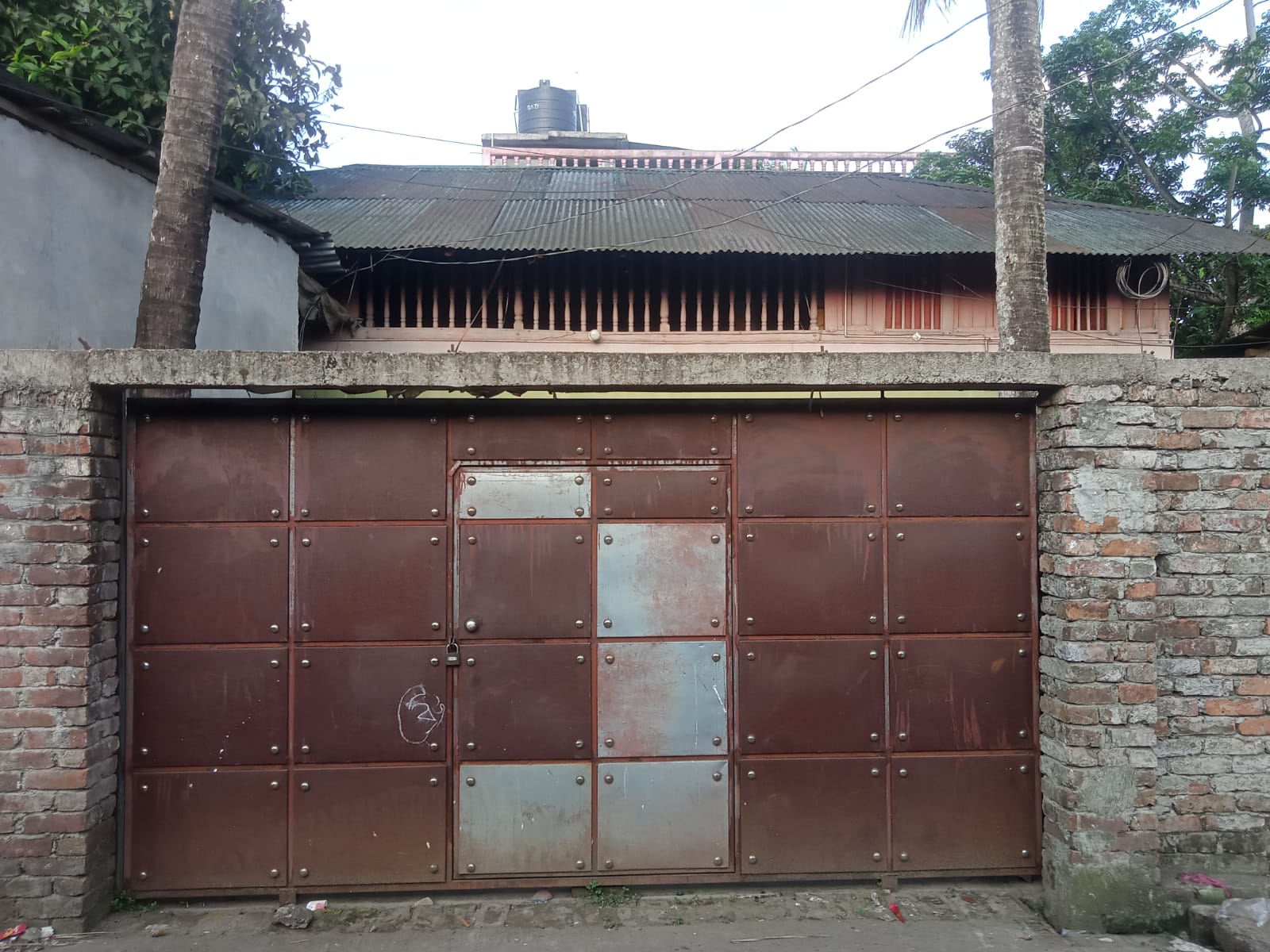 শরণখোলায় প্রয়াত আওয়ামিলীগ সভাপতির বাড়িতে চুরির চেষ্টা