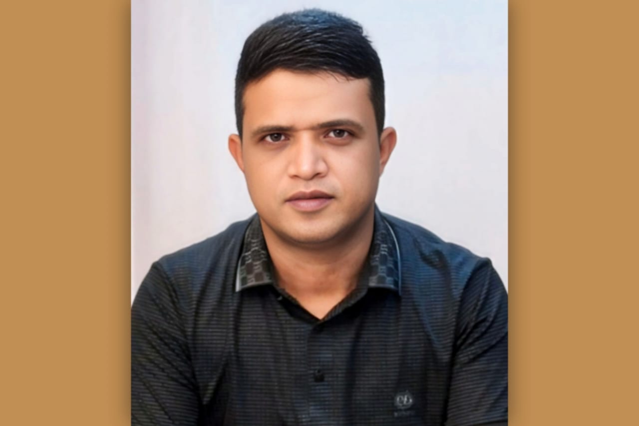 পবিত্র ঈদুল আযহা উপলক্ষে  ৭নং ওয়ার্ডের সকল স্তরের মানুষকে আন্তরিক শুভেচ্ছা অভিনন্দন জানিয়েছেন মো.কবির আহমদ