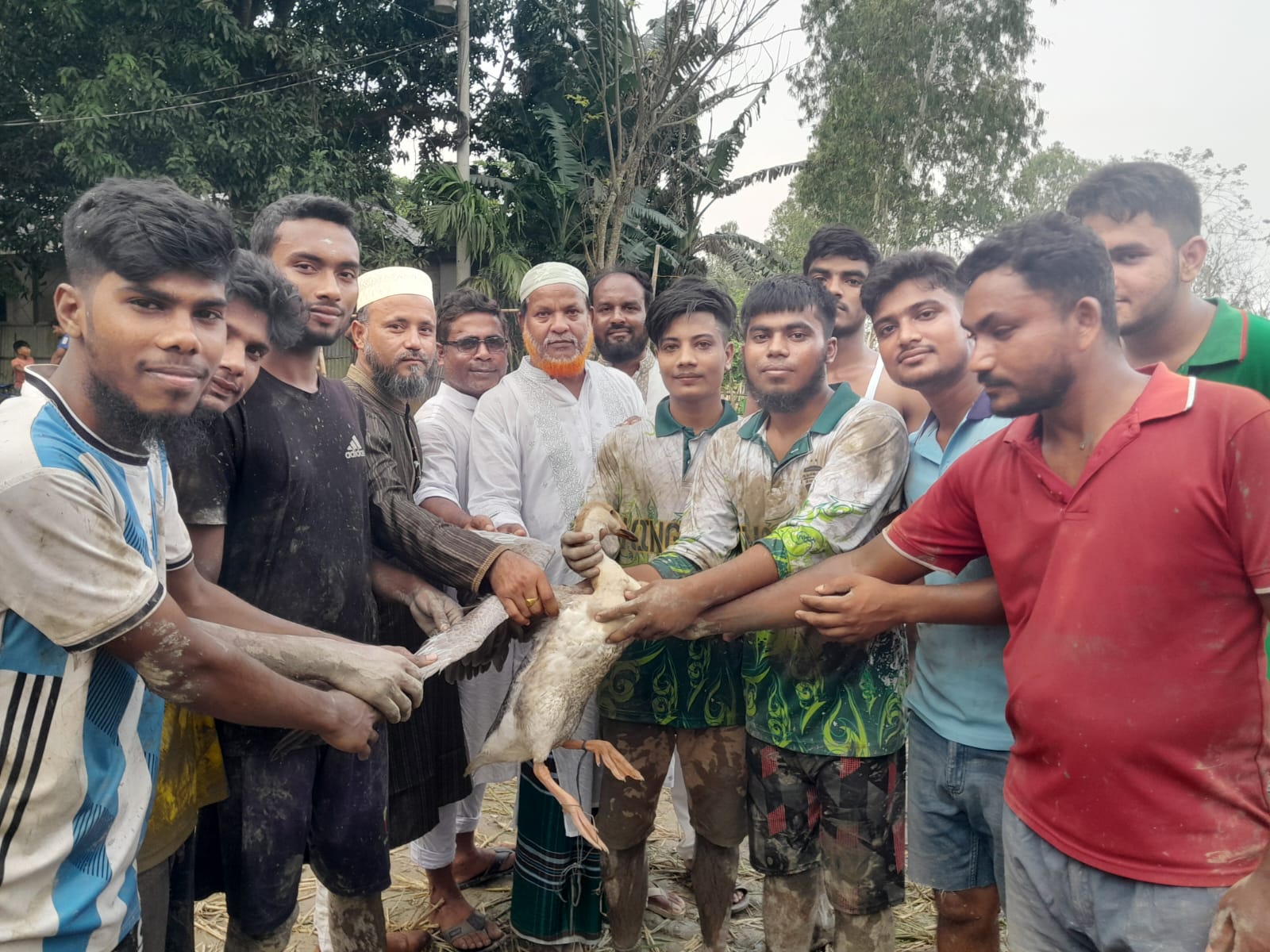 কুড়িগ্রামে প্রীতি ফুটবল খেলা অনুষ্ঠিত