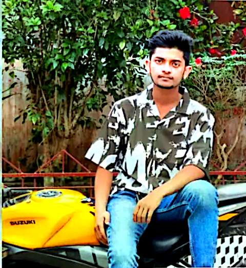 ছেলের আবদারে কেনা বাইকই কেড়ে নিল প্রাণ, বাবার আহাজারিতে ভারী ঈশ্বরগঞ্জ