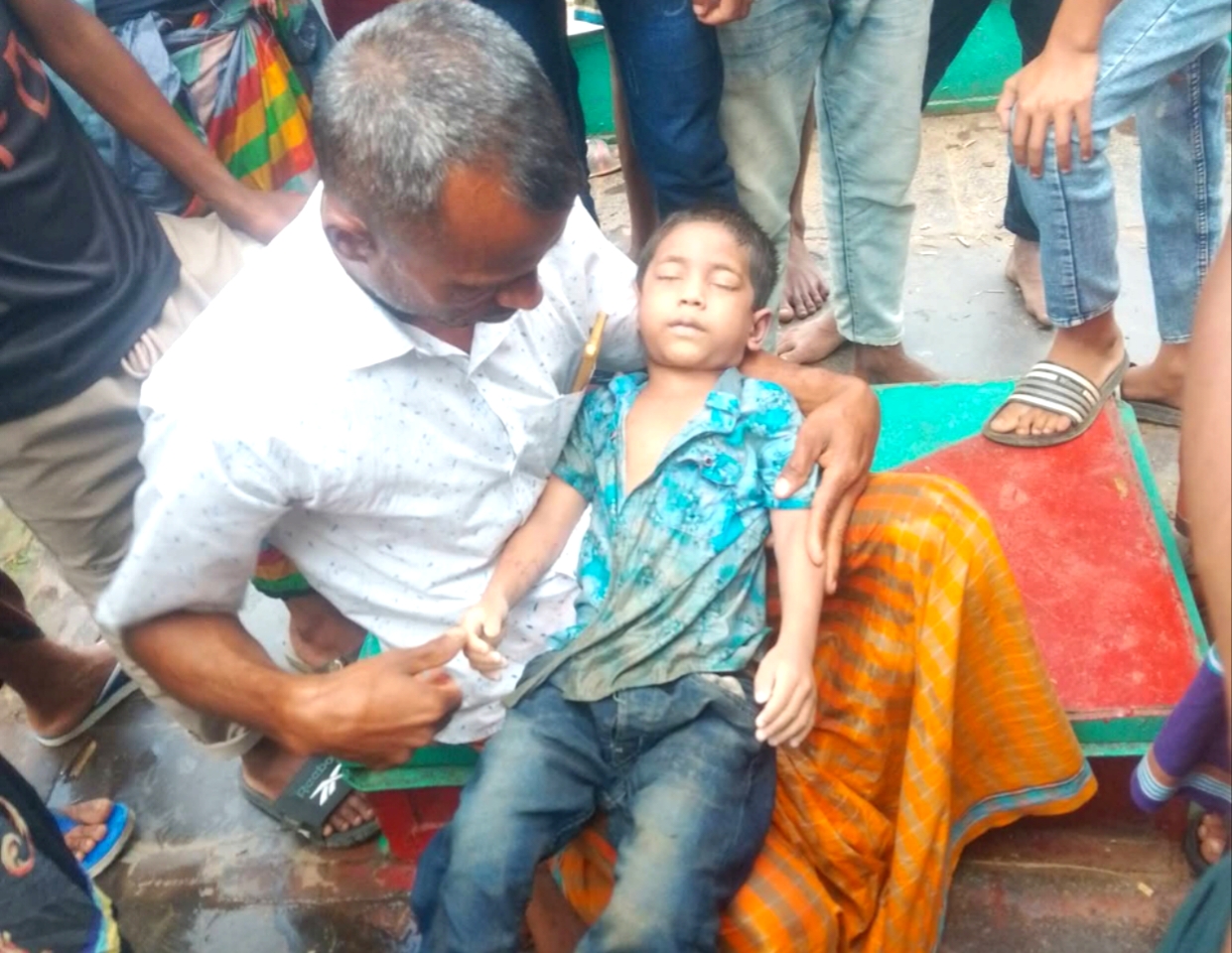 পাটলাই নদীতে বিয়ের বরযাত্রী নৌকা ডুবে নিখোঁজ শিশুর লাশ ১৫ ঘন্টা পর উদ্ধার