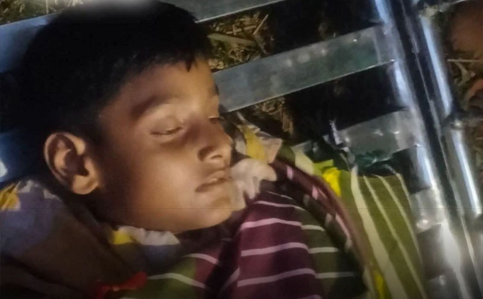 কুষ্টিয়ার দৌলতপুরে বিএনপি অফিসে ককটেল বিস্ফোরণ ও হামলা: আহত ৩