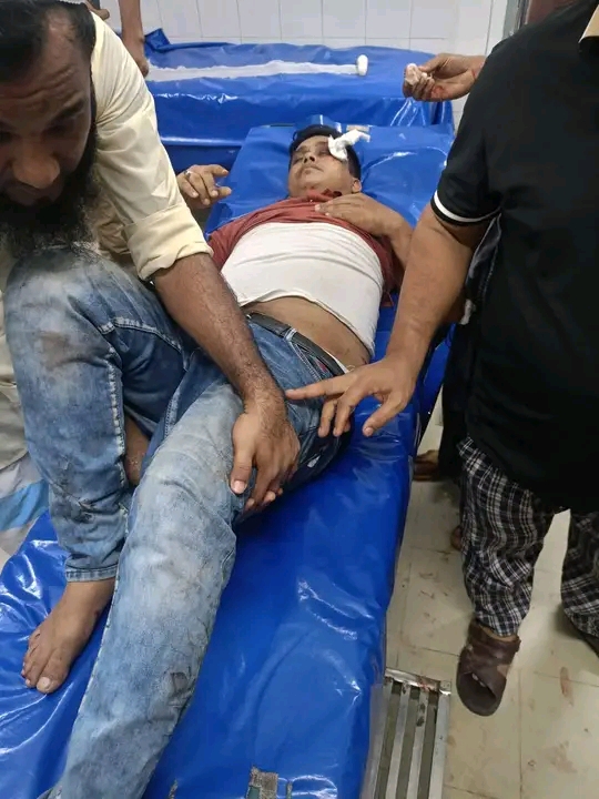 কাভার্ডভ্যান ও সিএনজির মুখোমুখি সংঘর্ষে টেকনাফ থানার এসআই জাফরসহ তিন পুলিশ সদস্য গুরুতর আহত