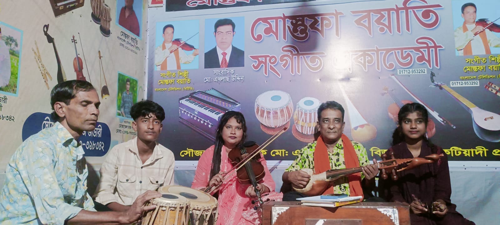 বিটিভির নিয়মিত বাউল শিল্পী মোস্তফা বয়াতি হৃদরোগে আক্রান্ত, সরকারি সহায়তার আকুতি