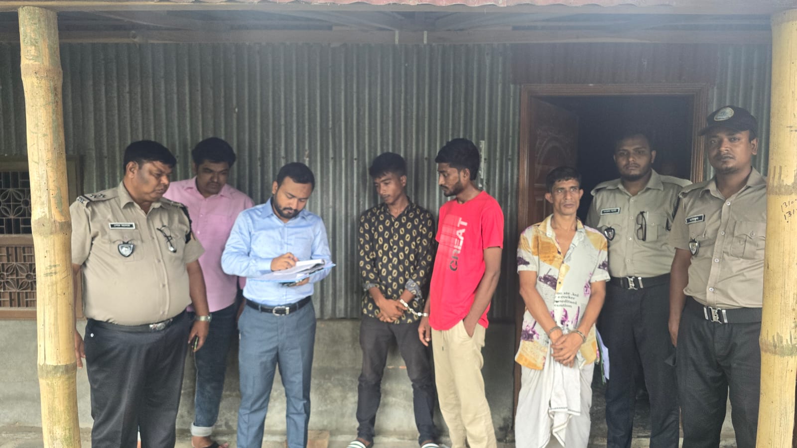 ভাঙ্গুড়ায় মাদক সেবনের দায়ে ৩ জনের কারাদণ্ড ও অর্থদণ্ড