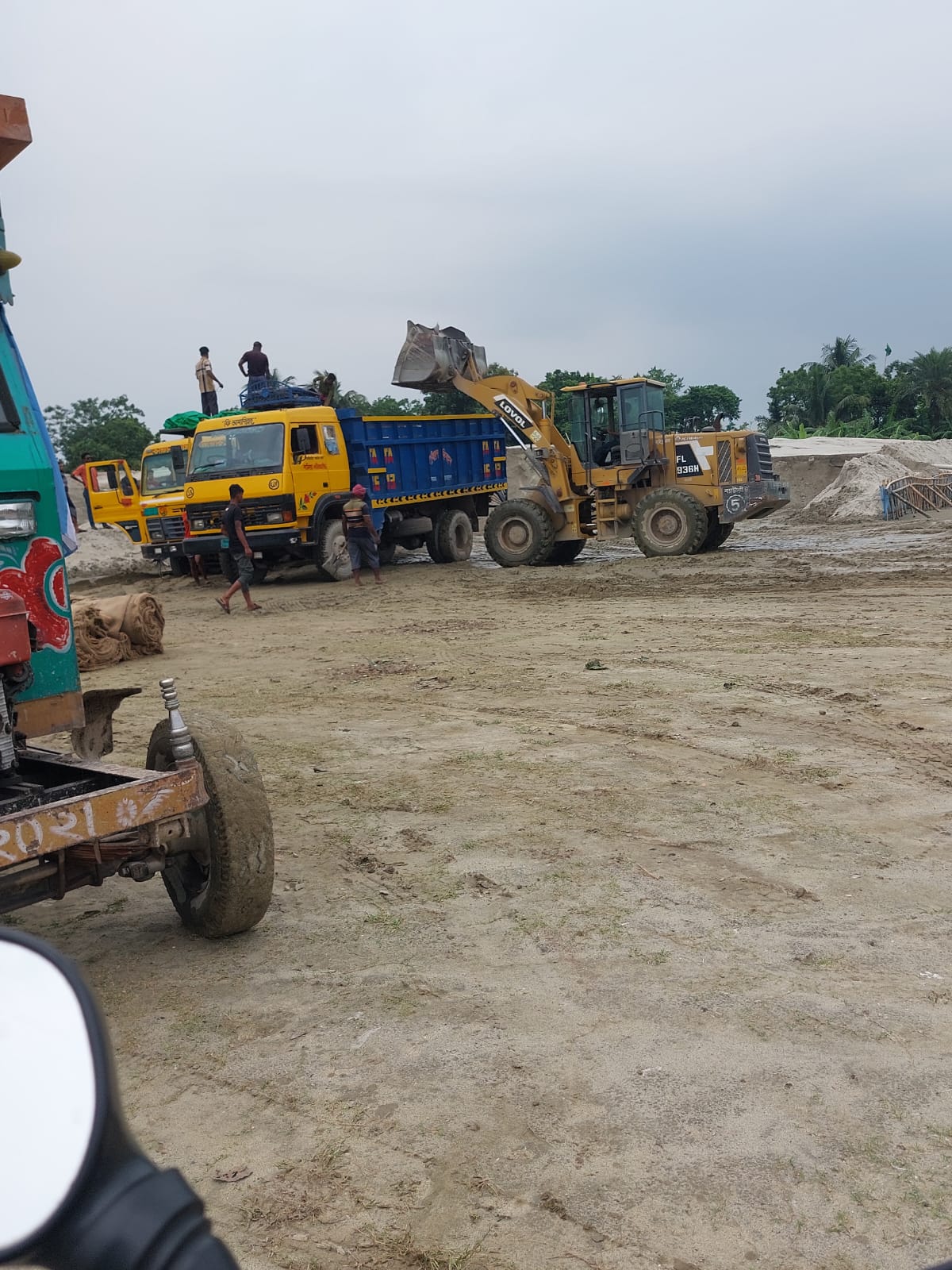কুষ্টিয়ার জুগিয়া গোপিনাথপুর বালি মহল নিয়ে চলছে পানি উন্নয়ন বোর্ডে দুর্ণীতি