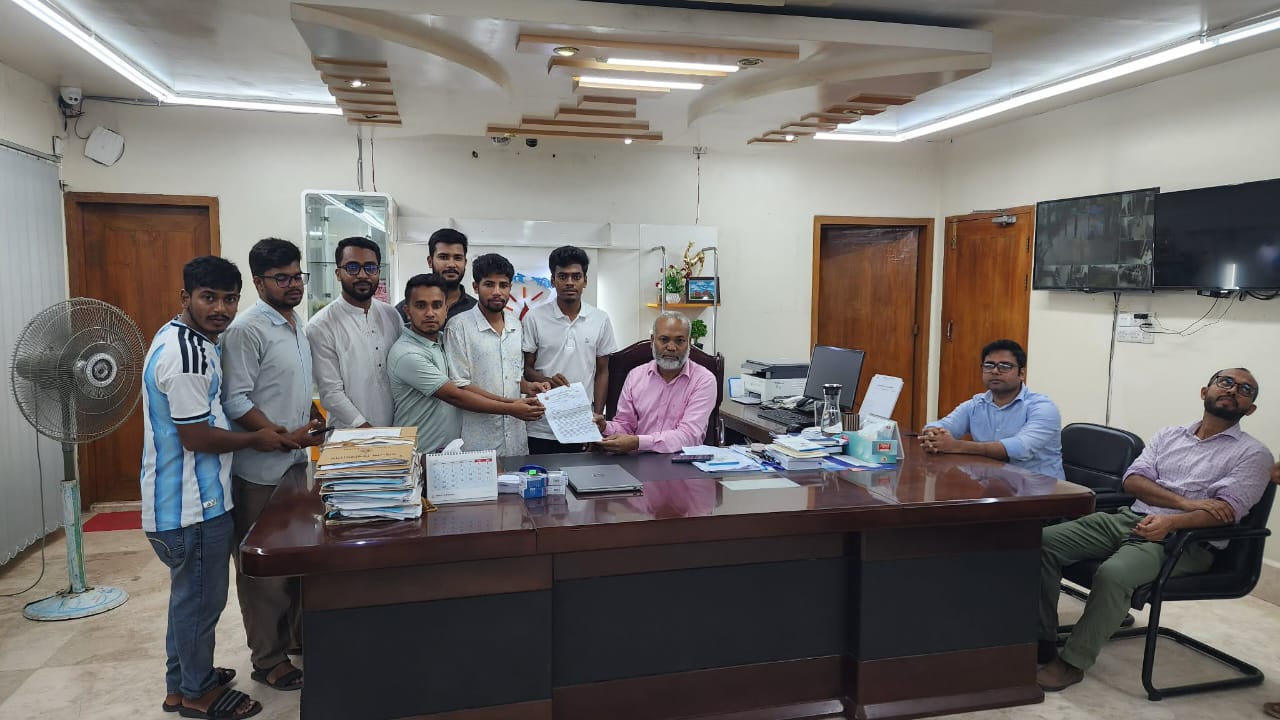 নিরবচ্ছিন্ন বিদ্যুৎ ও হলগুলোতে জেনারেটর স্থাপনের দাবিতে ববি উপাচার্যকে ছাত্রদলের স্মারকলিপি