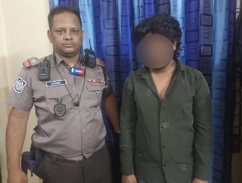 রাজধানীতে হেলমেটবিহীন মোটরসাইকেল থামাতে গিয়ে চোরাই মোটরসাইকেল উদ্ধার, আটক ১
