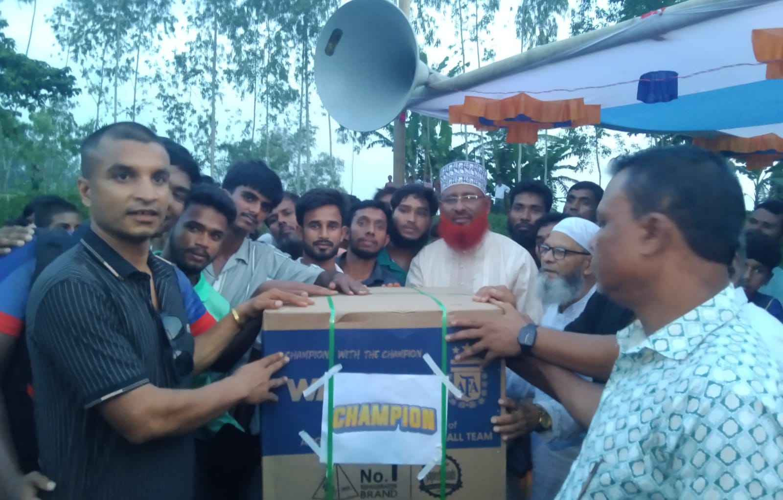 ক্রিকেট ফাইনালে বাঘাডুবা সুপার কিংসকে হারিয়ে চ্যাম্পিয়ন কলকিহারা নাইট রাইডার্স