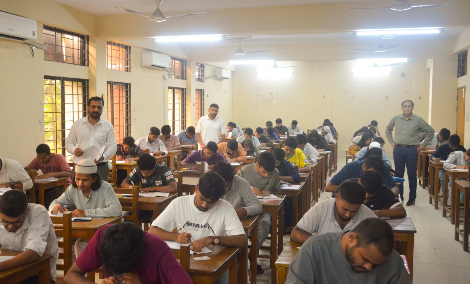 বেরোবিতে পাকিস্তান সরকারের উচ্চশিক্ষা বৃত্তির যোগ্যতা মূল্যায়ন পরীক্ষা  অনুষ্ঠিত