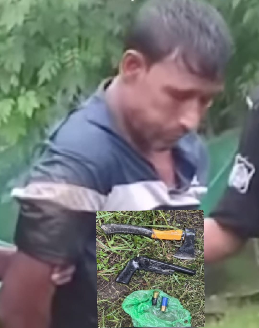 খুলনায় র‍্যাবের অভিযানে দিঘলিয়ার শীর্ষ সন্ত্রাসী খবির মোল্লা অস্ত্রসহ গ্রেপ্তার