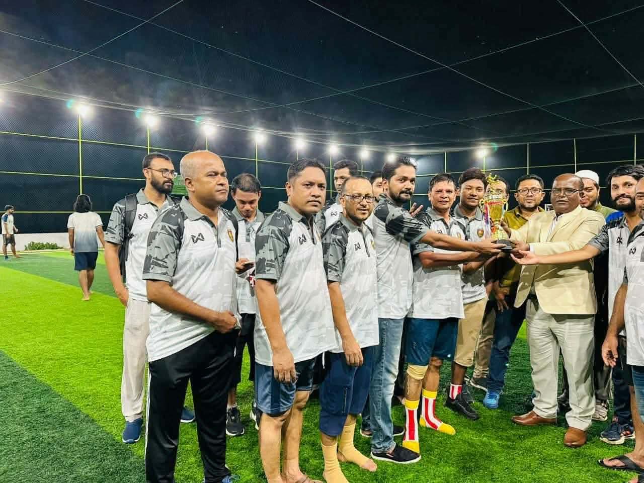 নোবিপ্রবিতে ’আওয়ামী পুনর্বাসনের ইঙ্গিত’ উপ-উপাচার্যের উপস্থিতি নিয়ে শিক্ষার্থীদের অভিযোগ