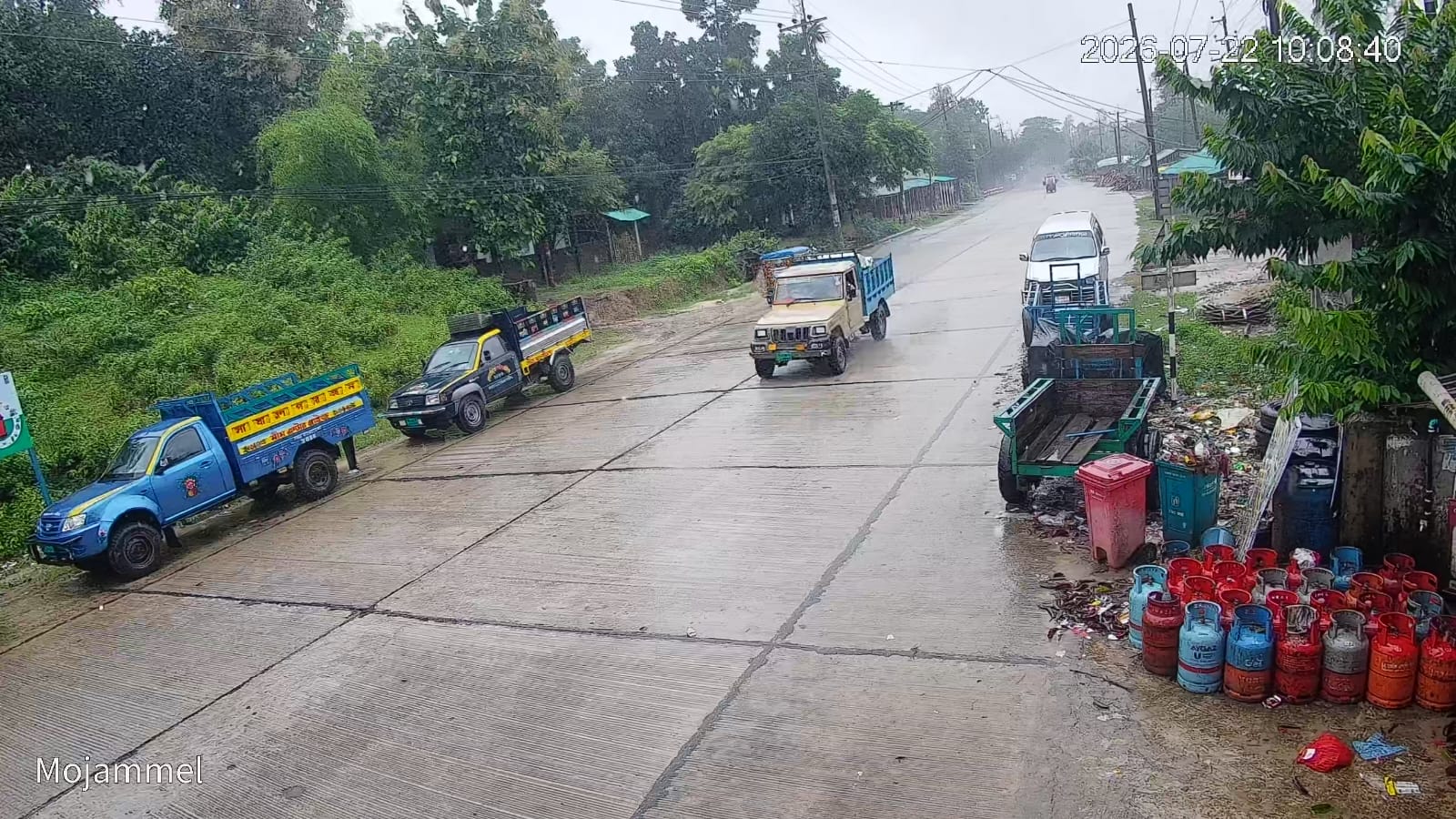 টেকনাফে সড়ক দুর্ঘটনায় গুরুতর আহত ৯ বছরের শিশু, চালক পলাতক