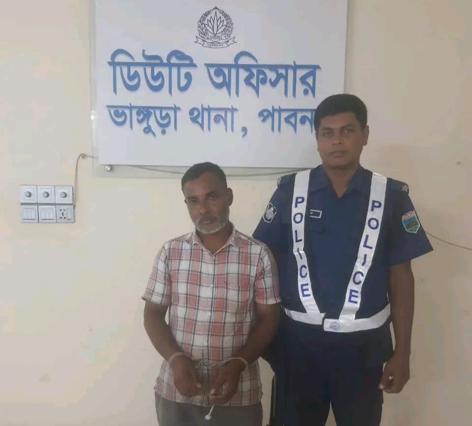 ভাঙ্গুড়ায় নকল দুধ তৈরির কারখানায় অভিযান,এক বছরের জেল ও ২ লাখ টাকা জরিমানা