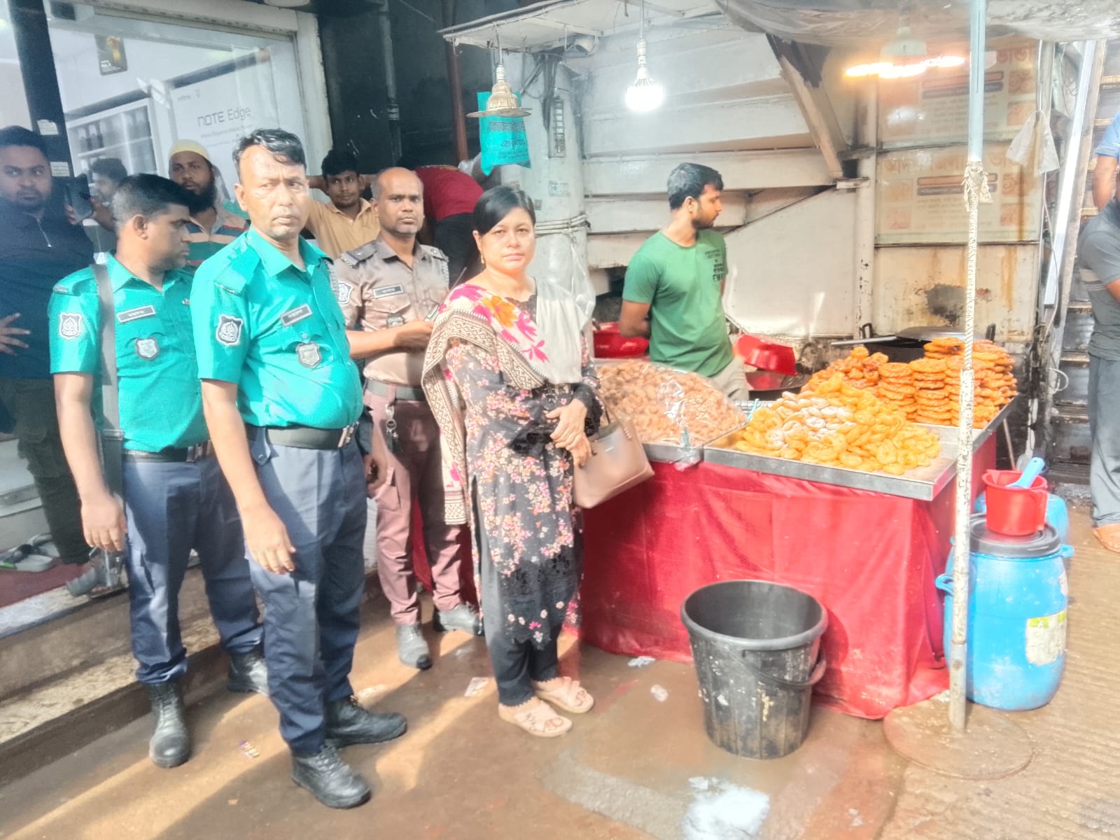 কোনাবাড়ীতে ৩ প্রতিষ্ঠানকে ৫০ হাজার টাকা জরিমানা করলো ভোক্তা অধিকার