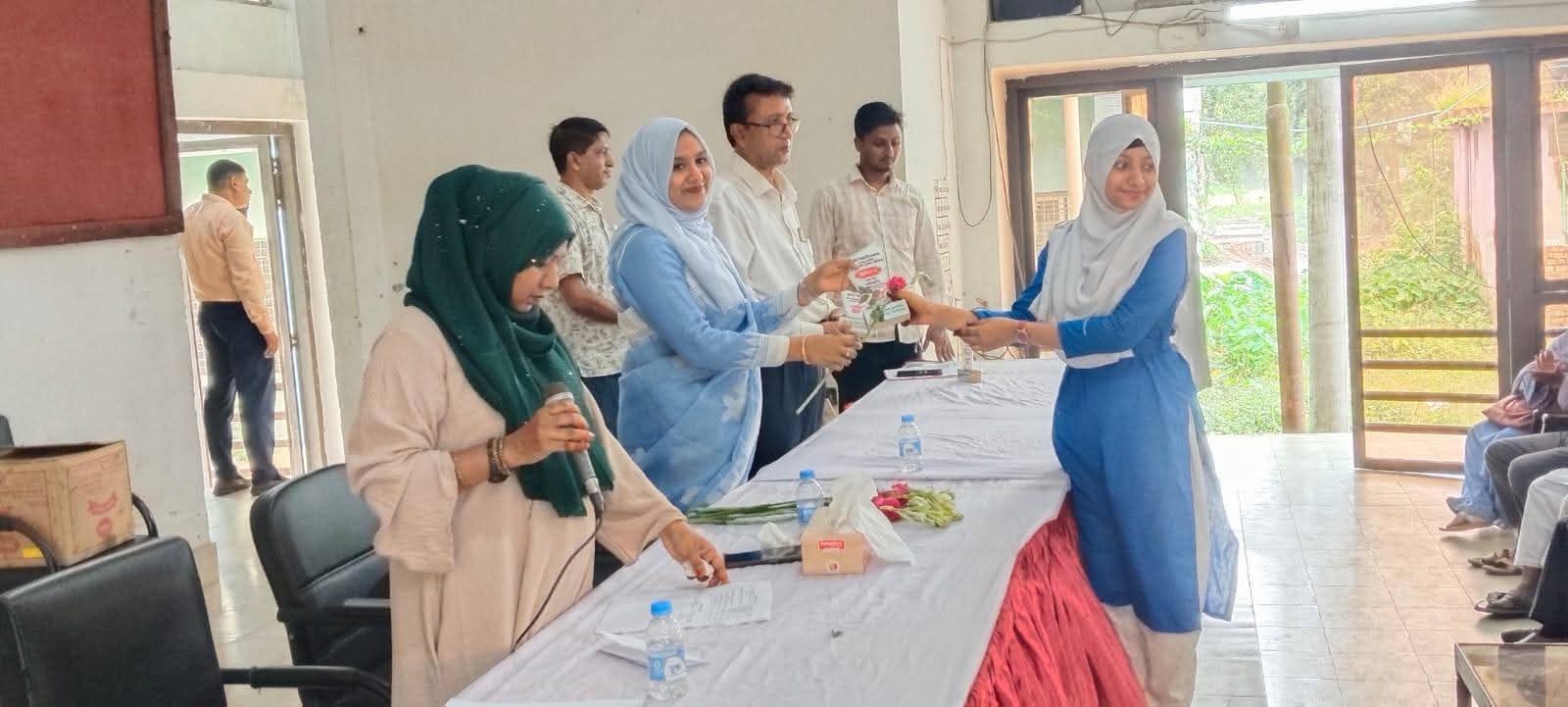 করিমগঞ্জে জিপিএ-৫ প্রাপ্ত কৃতী শিক্ষার্থীদের সংবর্ধনা