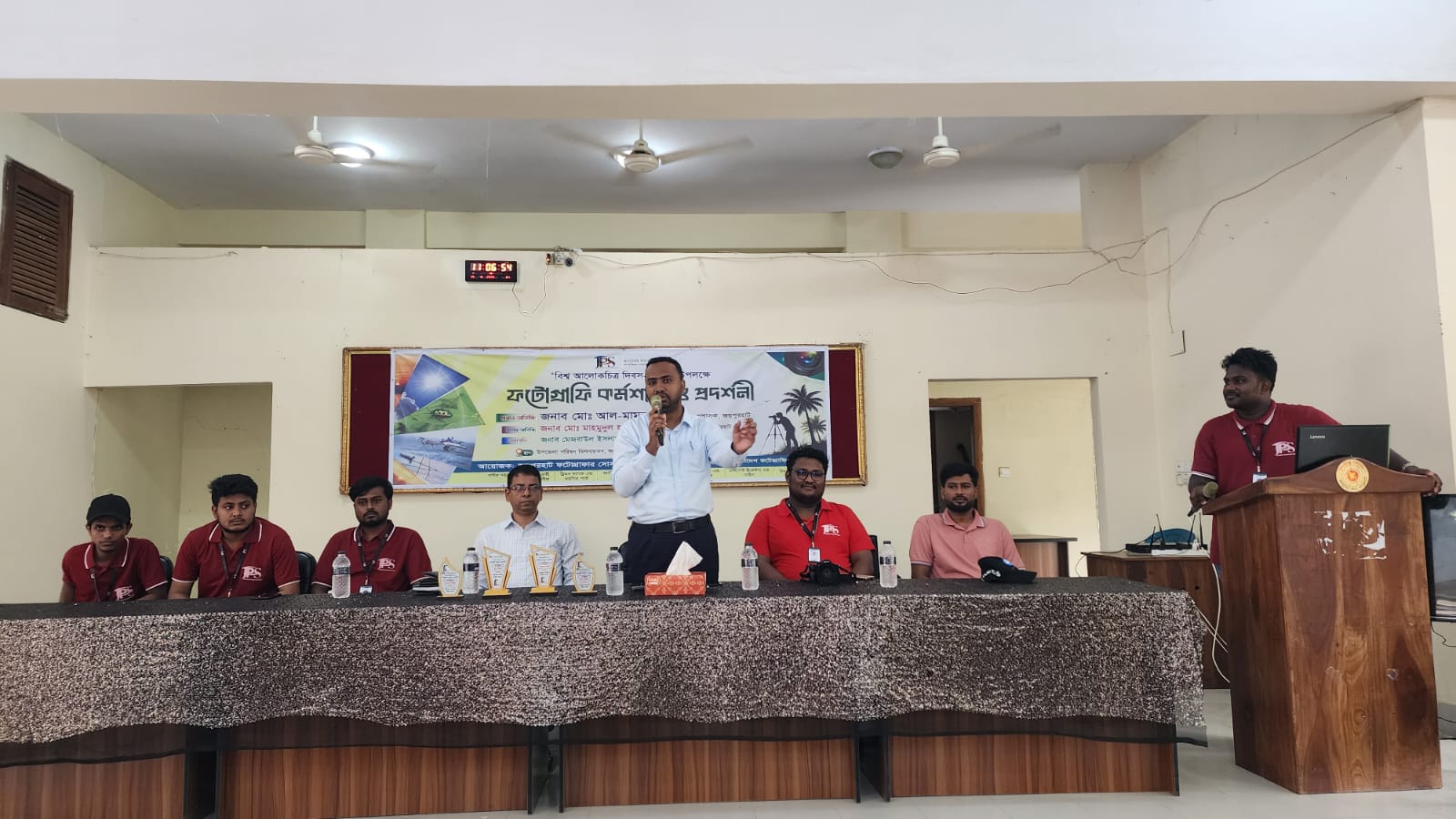 ছবির ভাষায় জয়পুরহাট, বিশ্ব আলোকচিত্র দিবসে কর্মশালা ও প্রদর্শনী