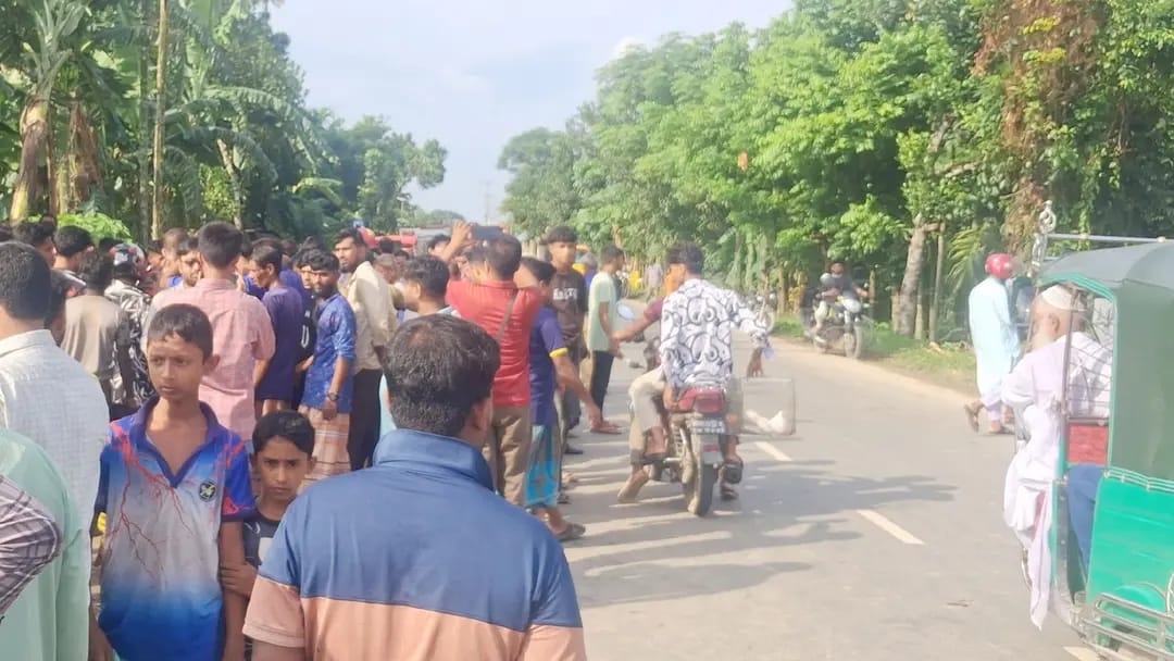 মাছবাহী ট্রাকের ধা/ক্কায় পাকুন্দিয়ায় স্বামী-স্ত্রী নি/হ/ত