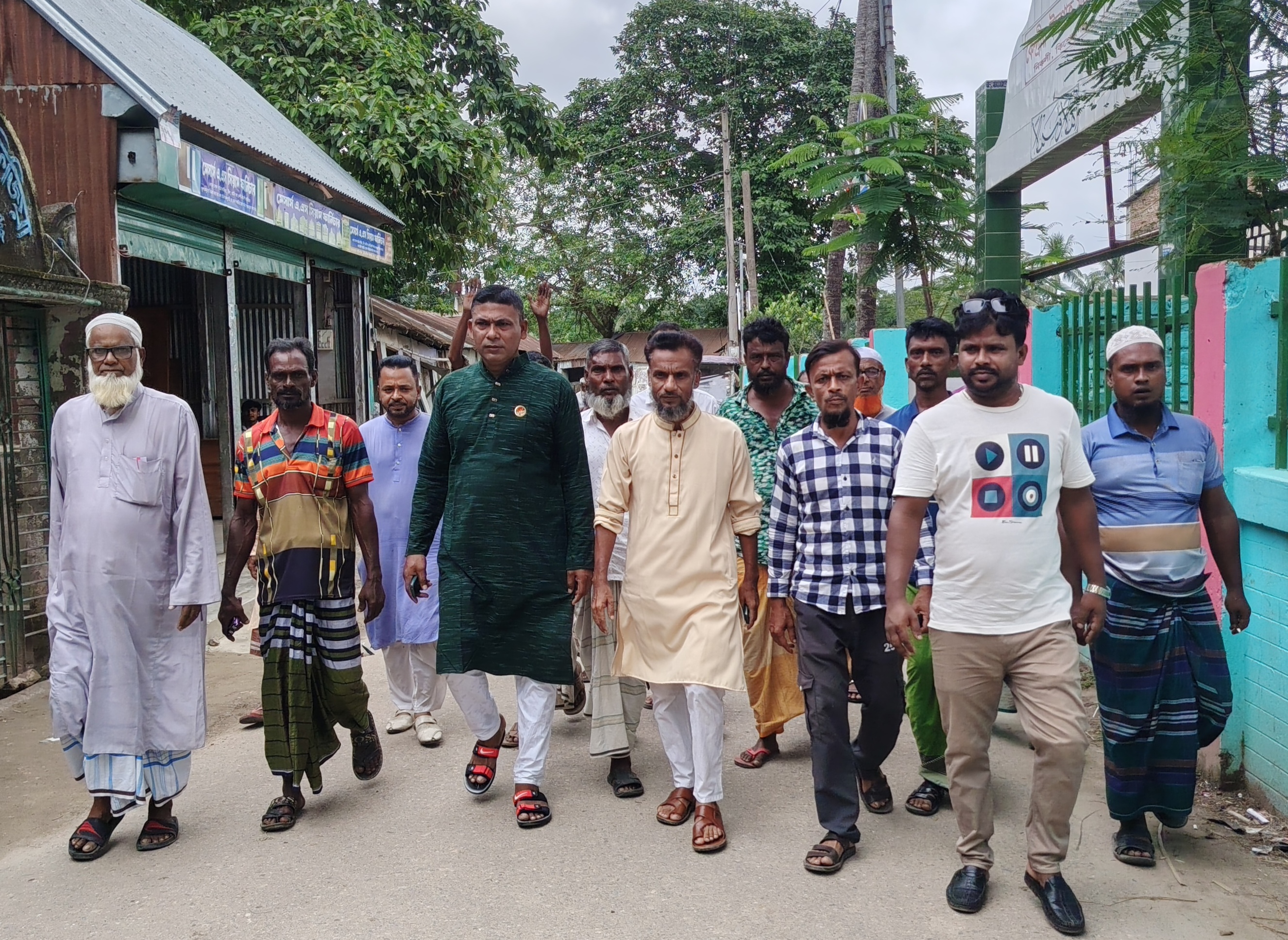 নিকলীতে বিএনপি'র ৪৮ তম প্রতিষ্ঠাবার্ষিকী উপলক্ষে বিএনপি ও অঙ্গ সংগঠনের বর্ণাঢ্য র‍্যালী